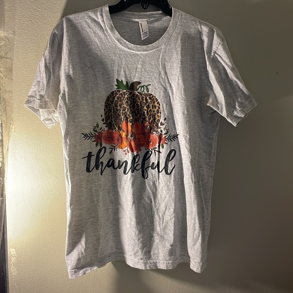 Medium American apparel heather grey thankful t shirt